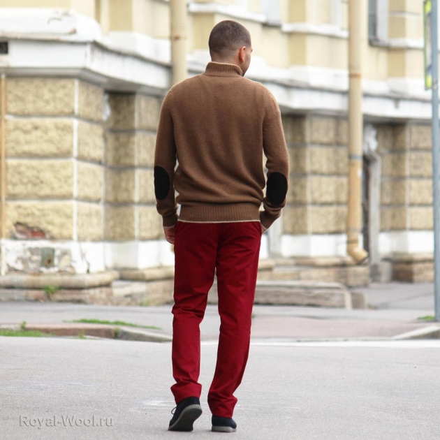 Джемпер из верблюжьей шерсти