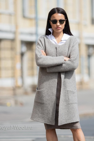 kardigan zhenskij iz shersti yaka 192190 1 e1588593688397 Мягкая куртка кофта как овечка