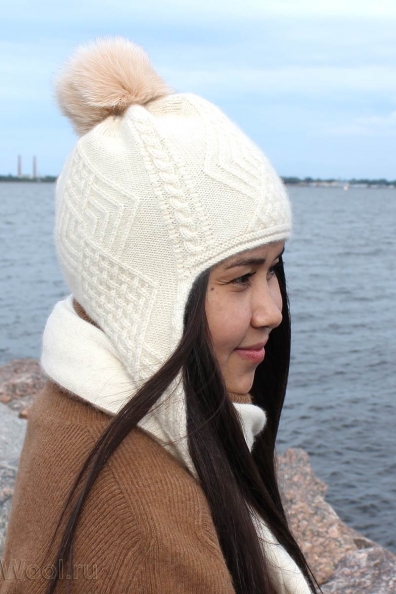 Кашемировая шапка с помпоном 750-1-BB