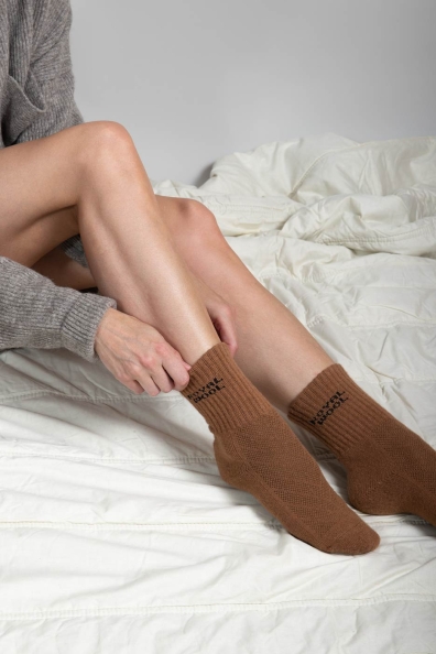 Носки из верблюжьей шерсти натурального цвета 110