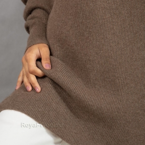 Объемный женский свитер шерсть яка