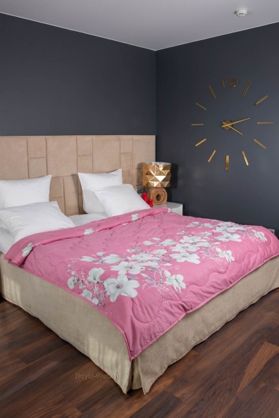 Одеяло из верблюжьей шерсти стёганое 200х210см 143-1