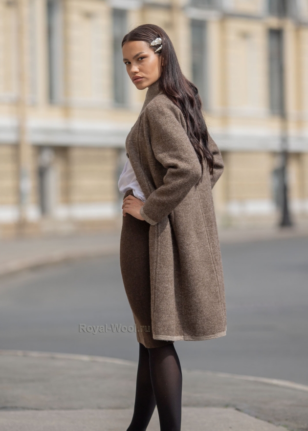 Пальто из шерсти яка