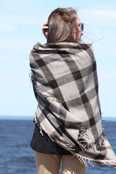Платок из пуха яка в бежевую клетку 1131-2-1