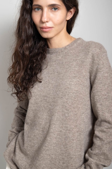 Бежевый джемпер из шерсти 450-NF