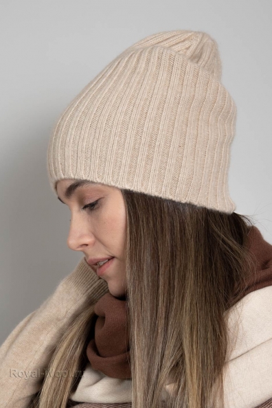 Светло-бежевая шапка из кашемира 750-1-10