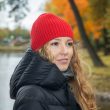 Шапка из кашемира красная