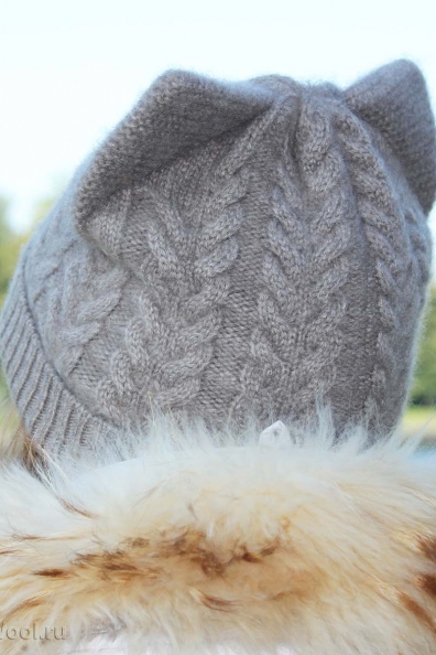 Шапка с ушками из кашемира бежевая 750-UL-11