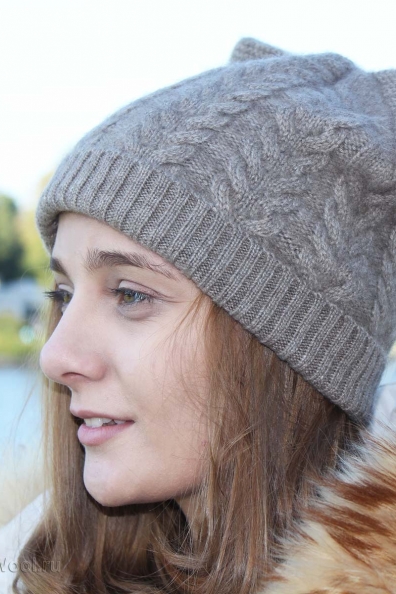 Шапка с ушками из кашемира бежевая 750-UL-11