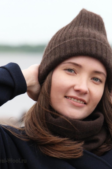Шапка из шерсти яка коричневая 195-6-1