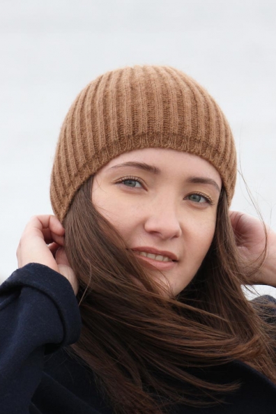 Шапка из верблюжьей шерсти 193