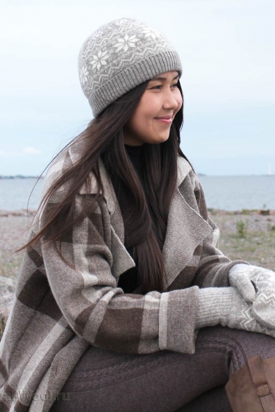 Шапка из верблюжьей шерсти с рисунком «снежинка» 193-SF-1