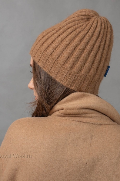 Шапка женская из верблюжьей шерсти 193-SL-4