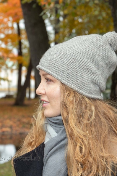 Шапочка с помпоном из шерсти яка 195-MT-15