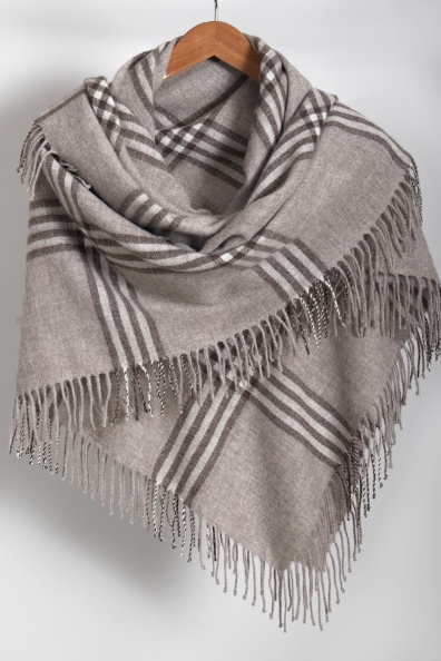 Теплый шерстяной палантин-платок с кистями 1131-2-8