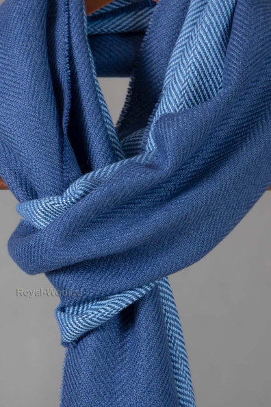 Шерстяной голубой шарф 490-82-MT