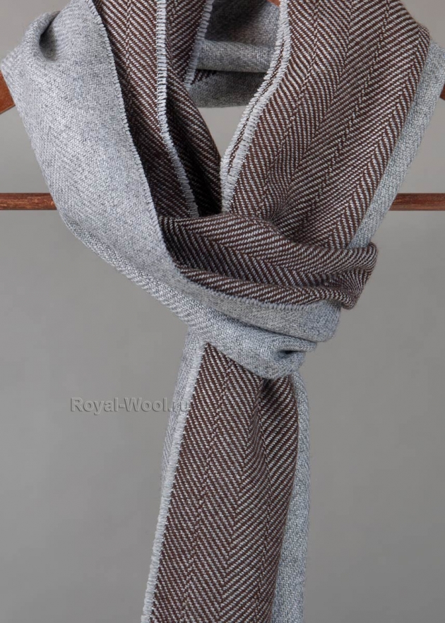 Шерстяной серо-коричневый шарф