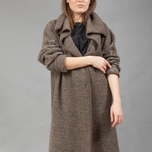Шерстяное женское пальто