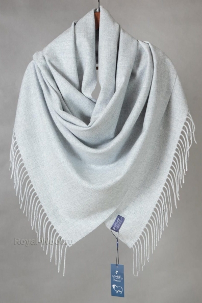 Светлый серый палантин без принтов 154-5-11