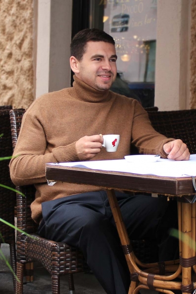 Теплый свитер мужской из верблюжьей шерсти 190-4