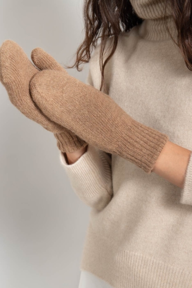 Варежки из 100% тонкой верблюжьей шерсти 107