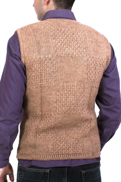 Жилет-безрукавка из верблюжьей шерсти 387