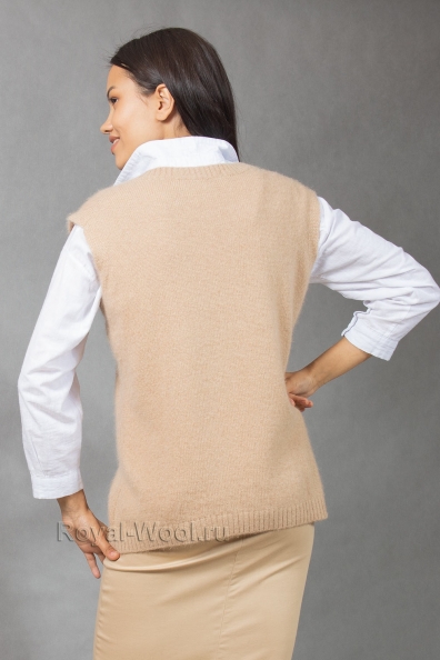 Жилет женский из верблюжьей шерсти 192-52