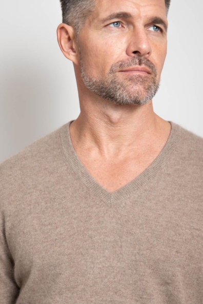 Кашемировый бежевый мужской пуловер 710-4М