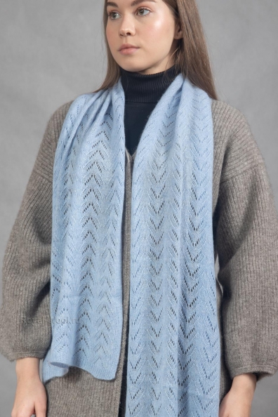 Голубой кашемировый шарф-палантин ажурный 154-3-9