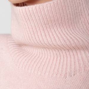 Кашемировый розовый свитер фото2
