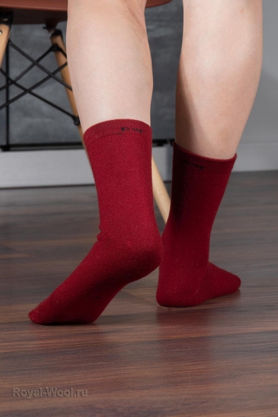 Бордовые однотонные шерстяные носки 1113-22