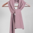 Розовый трикотажный шарф