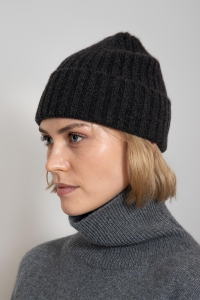 Шапка из кашемира цвета «серый графит» 750-1-18