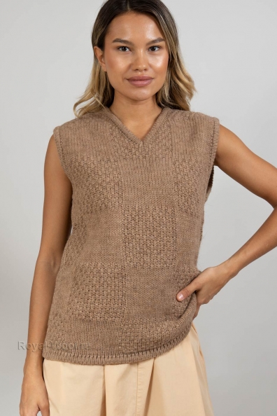 Жилет-безрукавка крупной вязки 387-W