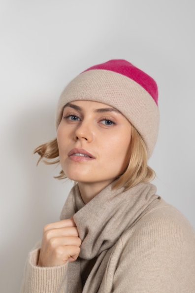 Малиновая двухсторонняя шапка из кашемира 750-4-31