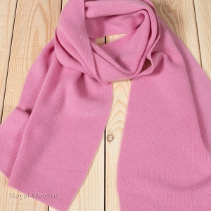 Розовый трикотажный шарф кашемир фото1