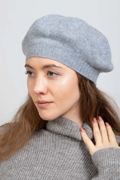 Берет кашемировый светло-голубой 750-KB