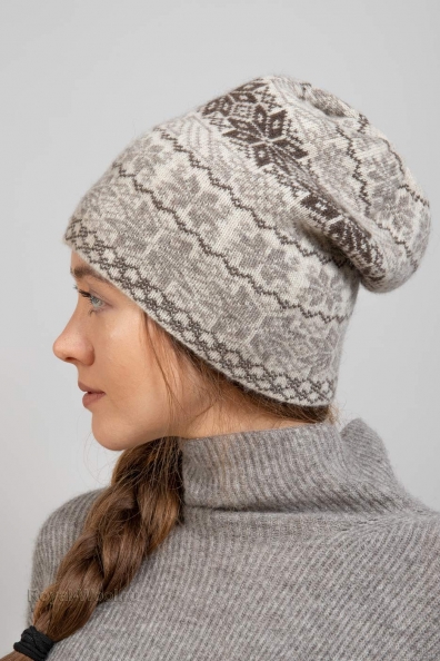 Шапка теплая мягкая из натуральной шерсти 195-UL-10
