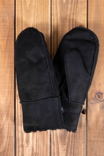 Меховые черные варежки женские 107-6-12
