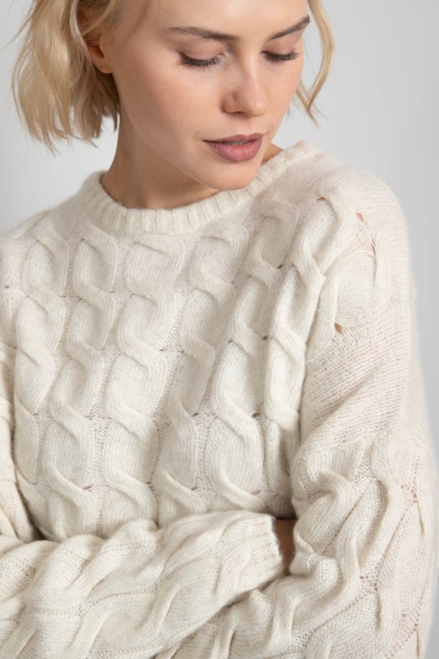 Джемпер женский шерстяной белый 401-BM