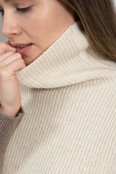 Воротник-манишка шерстяной 096-3-М