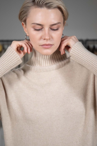 Платье светло-бежевое кашемировое 708-5M