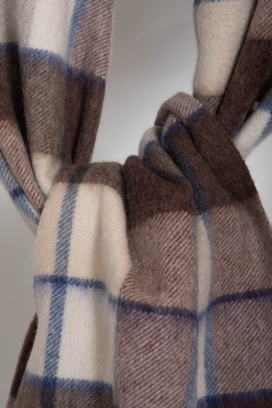 Шарф из шерсти ягнят бежевая клетка 490-8T-3W