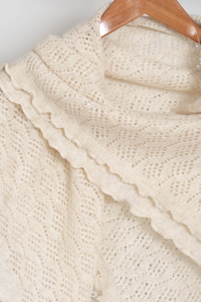 Платок молочно-белый из шерсти ягнят 490-5MT