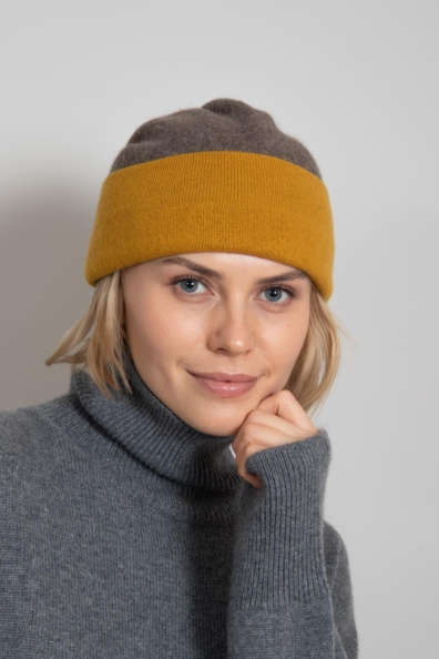 Кашемировая женская шапка горчично-бежевая 750-4-51