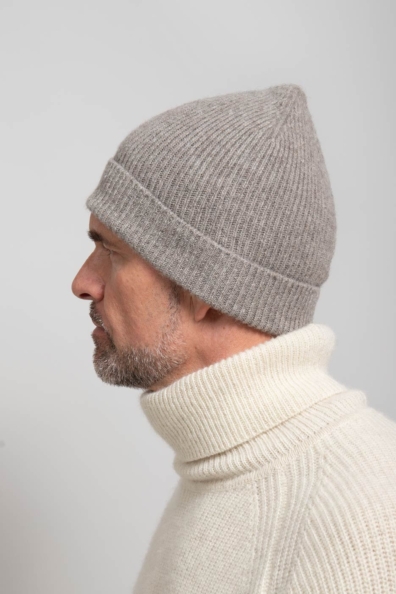 Шапка бини с отворотом шерсть яка 195-1-M