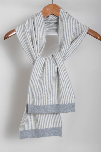 Шарф кашемировый светло-серый в полоску 760-M-3