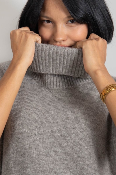 Жилет-свитер трикотажный женский серый 1921-54-2