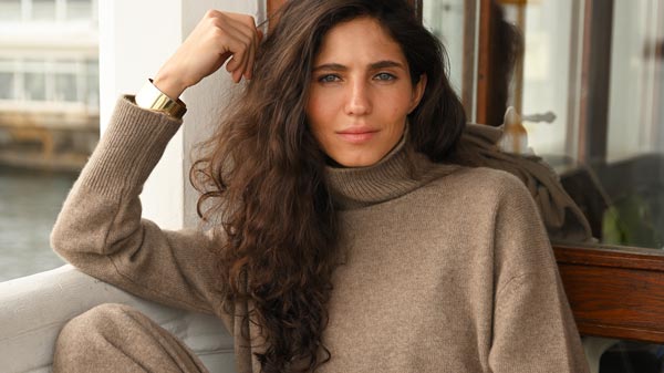 Где купить кашемировый свитер в Москве: гид по лучшим магазинам и бутикам