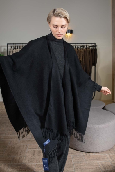 Пончо кашемировое черное 780-9
